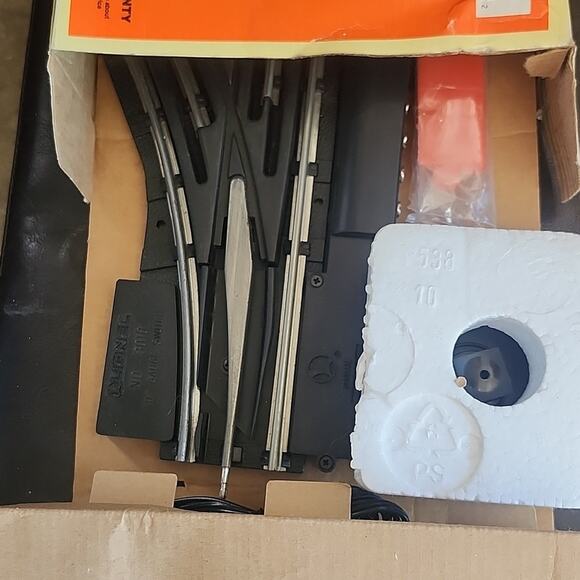 Lionel 6-23010 O O31 Left Hand Remote Control Switch Turnout (2 of them) - Picture 6 of 7